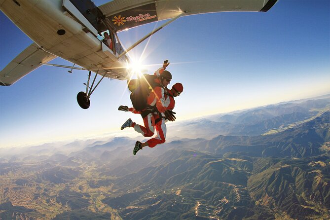 18,000ft Tandem Skydive over Abel Tasman - Should you book the Abel Tasman skydive?