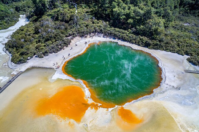 2 Day Tour Auckland to Hobbiton, Waitomo, Rotorua and Taupo - Rotorua’s city sights and volcanic character