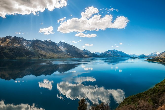 2 Day Waitomo Caves, Hobbiton Movie Set and Rotorua Tour from Auckland - Why this two-day route works from Auckland