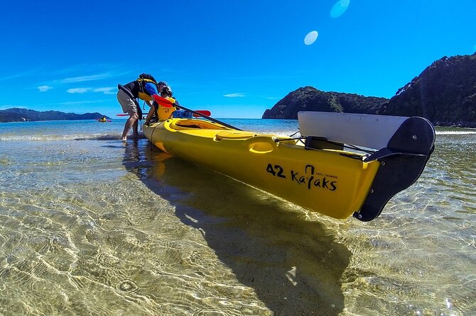 3 Day Unguided Kayaking starting in the Abel Tasman National Park New Zealand - Day 2: the advantage of having nowhere to rush