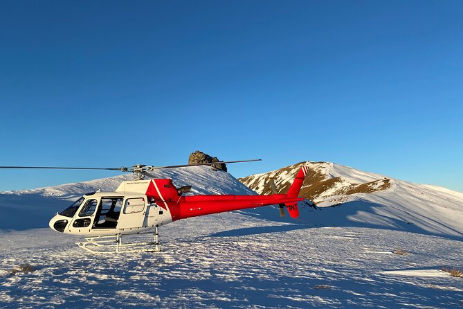30-Minute Alpine Scenic Flight from Queenstown - The alpine landing and what it adds