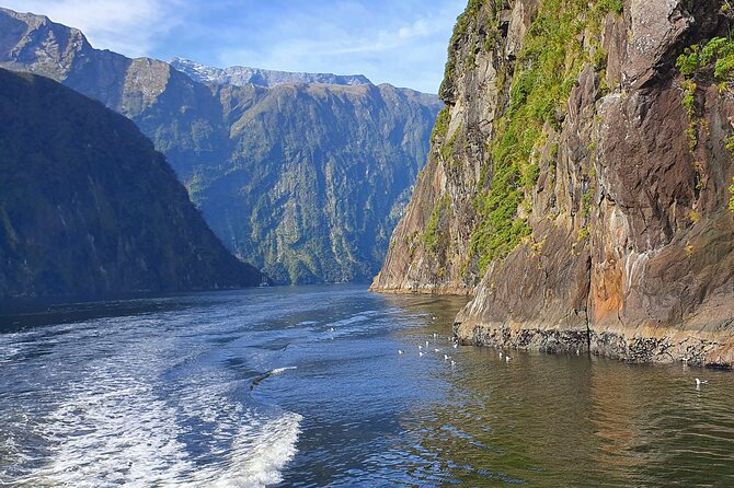 4 Day Tour to Milford Sound, Mount Cook & More from Auckland - Day 3: Lindis Pass, Lake Pukaki, and Mount Cook