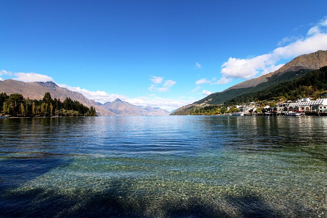 5 Day South Island Tour from Queenstown including Stewart Island - Day 1: Queenstown to Fiordland and Te Anau