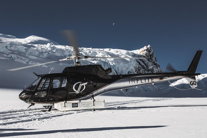 55-Minute Grand Circle Helicopter - The Tasman Glacier landing