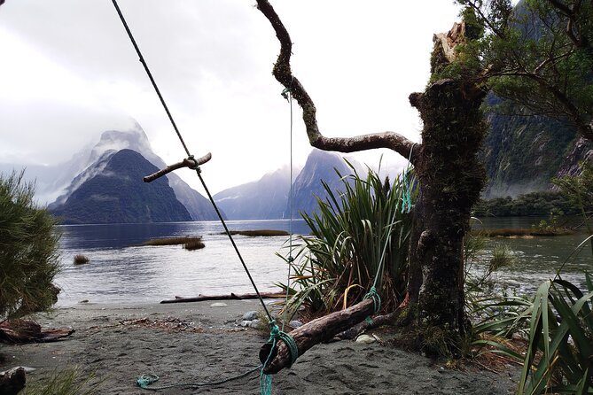 6 Day South Island New Zealand Private Tour from Auckland - Day three: Lake Tekapo to Aoraki and Queenstown