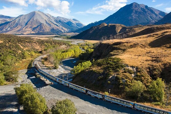 6 Day South Island New Zealand Private Tour from Christchurch - Day 4: Queenstown Gardens, jet boating, and the gondola