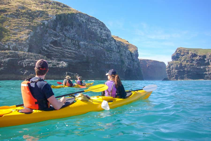 Akaroa: 4WD Safari and Guided Sea-Kayaking Experience - The ride from Akaroa to remote Flea Bay