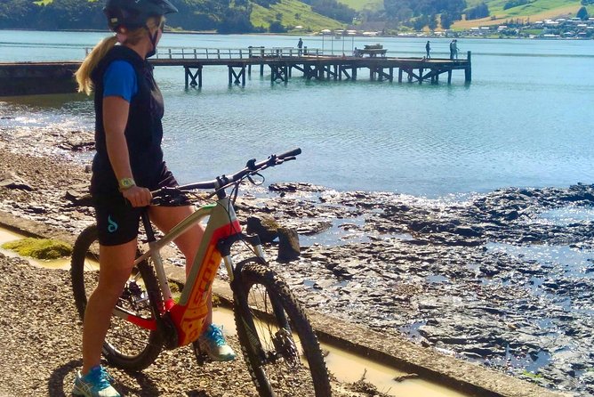 Akaroa Explorer- Guided Electric Bike Tour in Akaroa - Reaching a crater rim