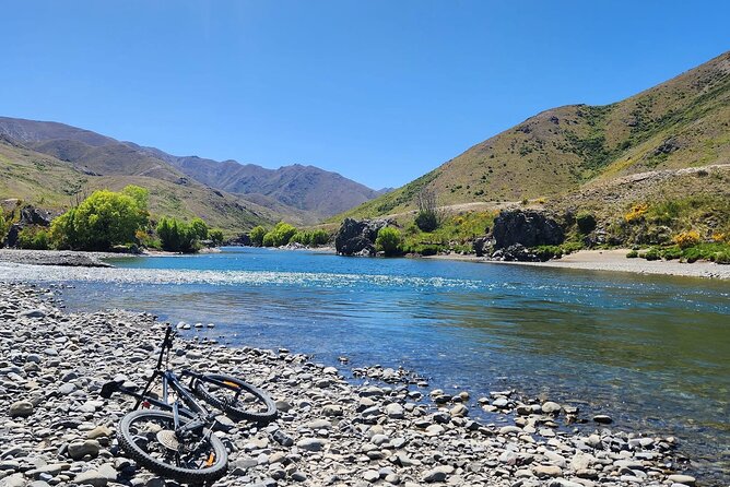 Akaroa Private Group Day Trip from Christchurch - Little River, Farmland, and Banks Peninsula