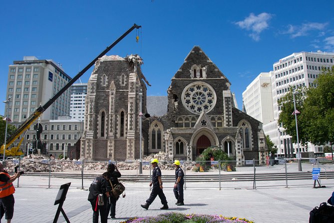 Akaroa Shore Excursion: Banks Peninsula and Christchurch City Sights Tour - Practical details that can save your day