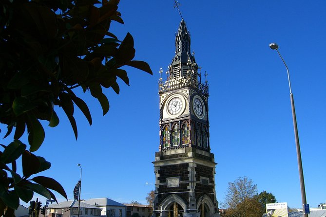 Akaroa Shore Excursion: Banks Peninsula, Christchurch City and Giants House Tour - The long ride to Christchurch
