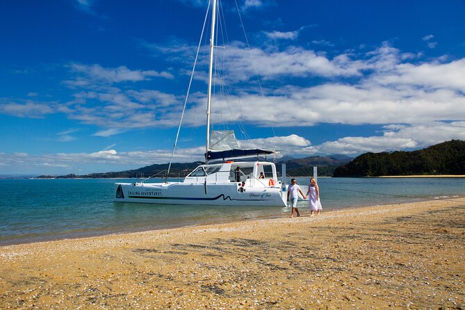 Anchorage Walk and Sail - What the group size means on the catamaran