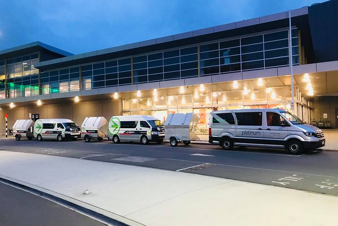 Arrival Transfer: Christchurch Airport to Christchurch Central City Hotels - The ride through Christchurch to the CBD