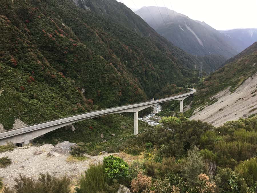 Arthur's Pass: TranzAlpine Train and Castle Hill Day Tour - Should you book the Arthur’s Pass tour?