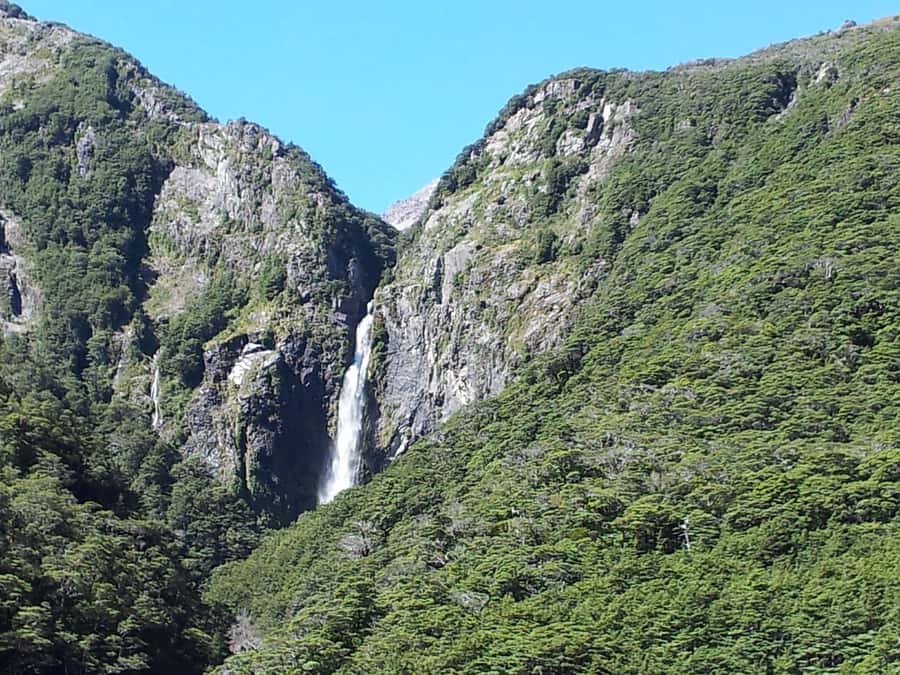 Arthur's Pass: TranzAlpine Train and Castle Hill Day Tour - Lake Pearson and the best mirror photographs