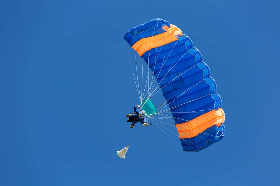 Auckland: 13000, 16000, or 18000-Foot Tandem Skydive - Weather delays and how to plan your day