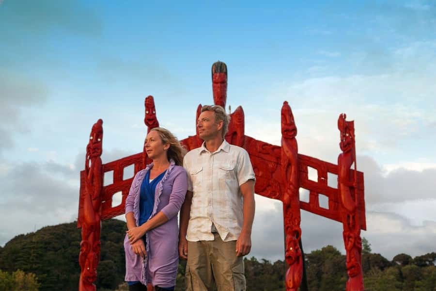 Auckland: 2-Day Bay of Islands Small Group Tour with Cruise - The guide makes the difference