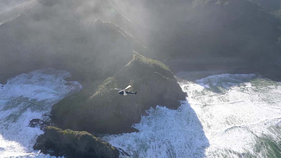 Auckland: 36 min scenic helicopter flight - Coast to Coast - From Albany toward Auckland’s wild western edge