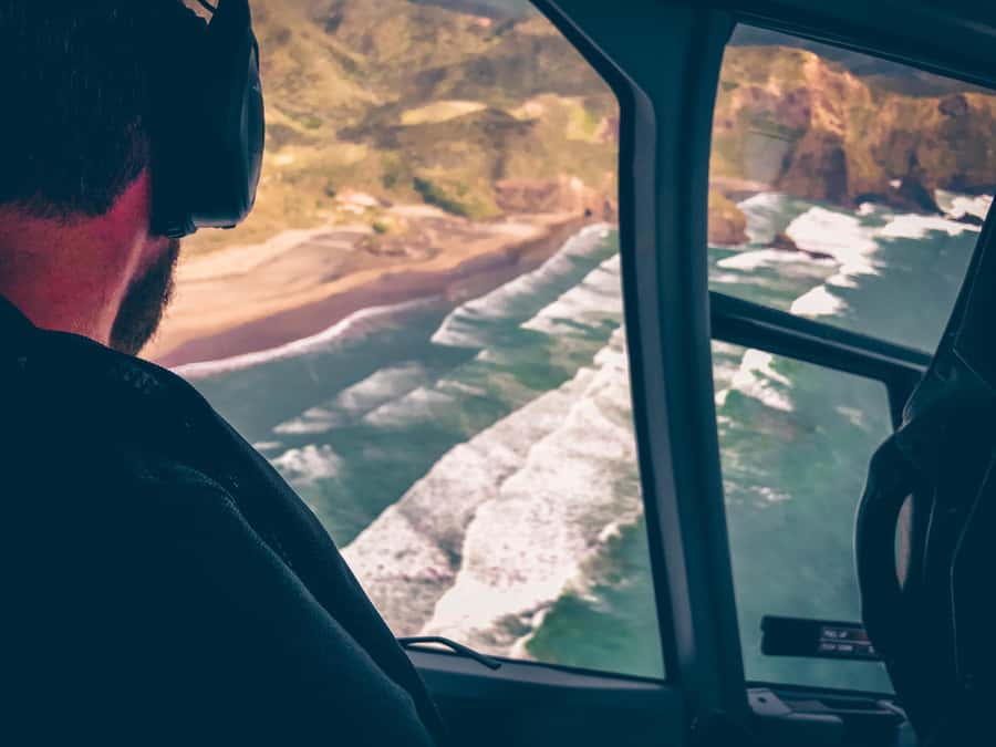 Auckland: 36 min scenic helicopter flight - Coast to Coast - What the aircraft and group size mean