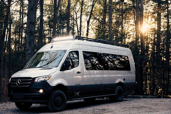 Auckland Airport Private Transfers in a Luxury Minibus - Key points to know before you book