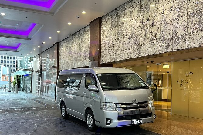 Auckland Airport Private Transfers in a Luxury Minibus - Timing, booking, and cancellation details
