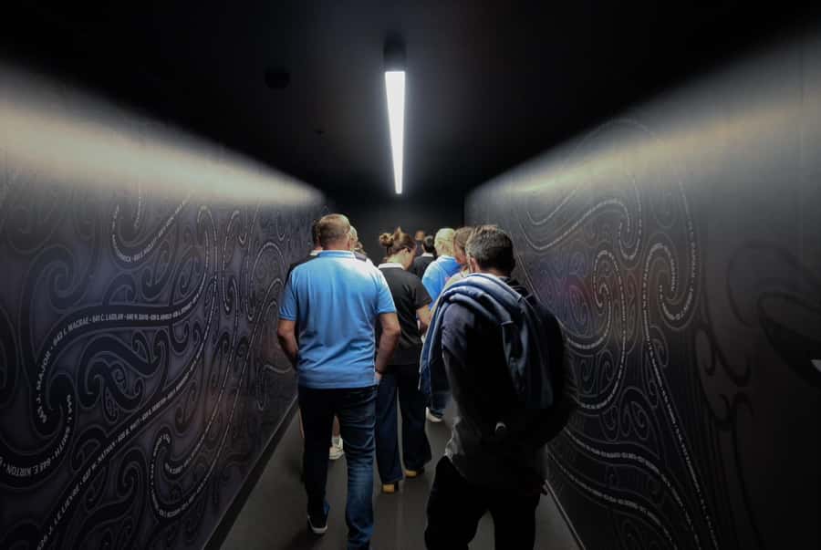 Auckland: All Blacks Experience Guided Cultural Tour - Facing the haka