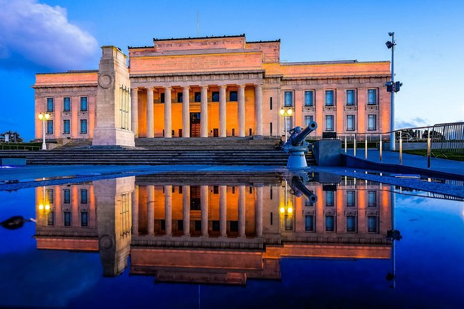Auckland City & Native Forest Experience - Fully Guided Day Tour - What the small group adds