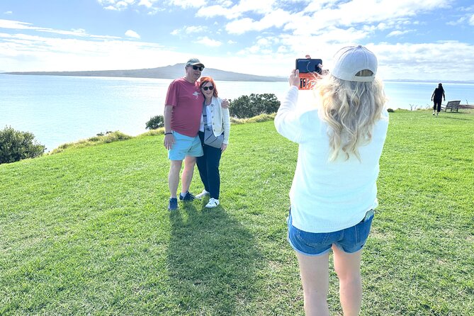 Auckland City Top Spots Half Day Private Tour - Mount Eden delivers the big city view