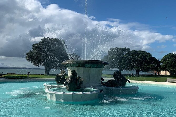 Auckland City Tour — One Day The Ultimate Auckland Experience - Mission Bay and the eastern waterfront