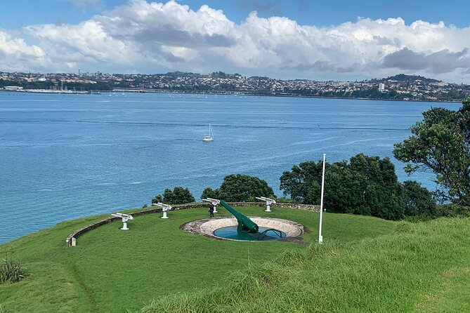 Auckland City Tour — One Day The Ultimate Auckland Experience - Auckland Museum and the Domain