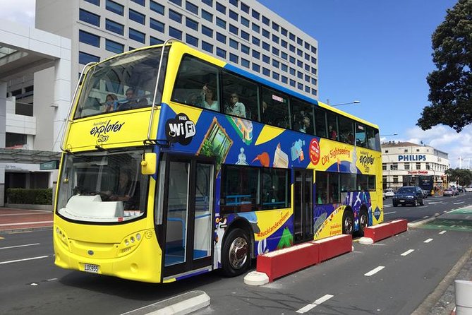 Auckland Explorer: Sightseeing Hop-on Hop-off Tour - Kelly Tarlton’s and the eastern shoreline