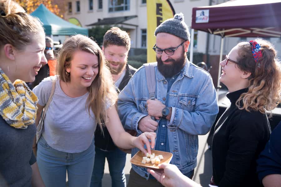 Auckland: Flavours of the City Walking Food Tour - Why the restaurant stops matter