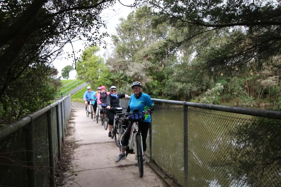Auckland Half-Day Ebike Tour Excursion - Support, refreshments, and the pace of the day