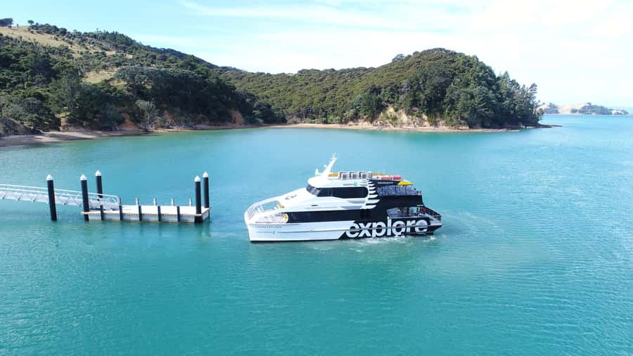 Auckland: Man O' War Vineyard Ferry (Waiheke Island) - A closer look at the ferry timetable