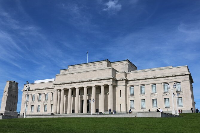 Auckland Museum and Highlight Sightseeing Tour - Wintergardens: a calm finish in the Auckland Domain