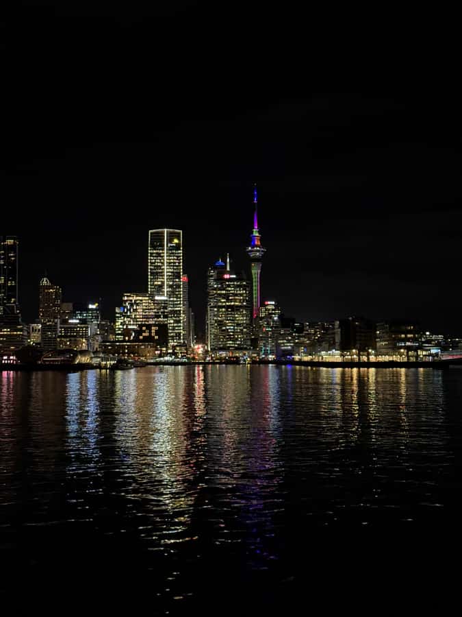 Auckland: Nightlights Harbour Cruise with Canapés and Drink - Key points to know before booking