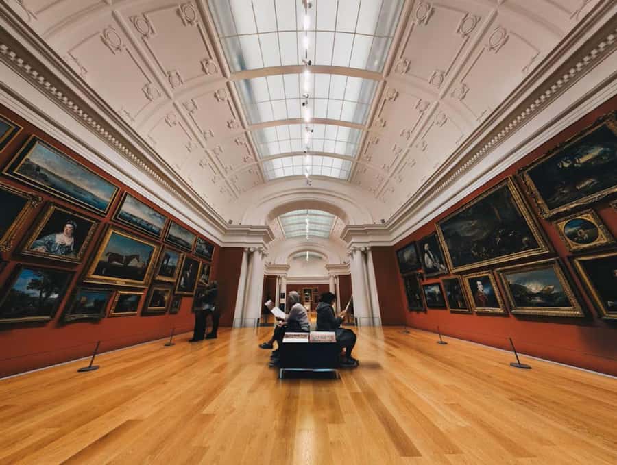Auckland: Private Walking Tour with a Local - Practical details for your day