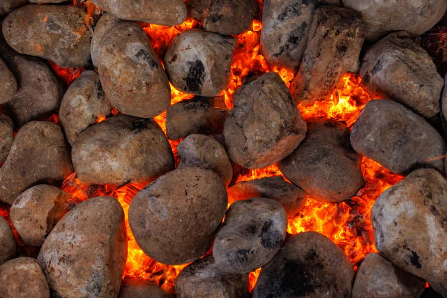 Auckland: Rotorua Tour with Mitai Māori Village & Wai-O-Tapu - Understanding the hangi meal