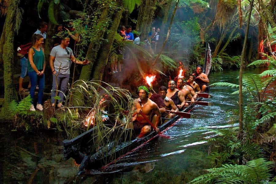 Auckland: Rotorua Tour with Mitai Māori Village & Wai-O-Tapu - A 30-minute transfer to Wai-O-Tapu