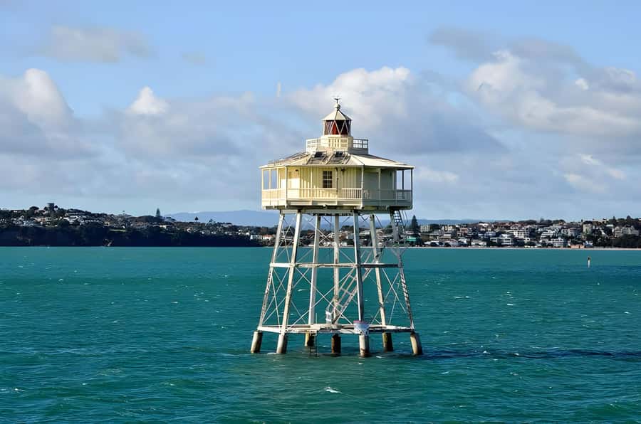 Auckland: Scenic Wine and Cheese Harbour Cruise - The Harbour Bridge from the water