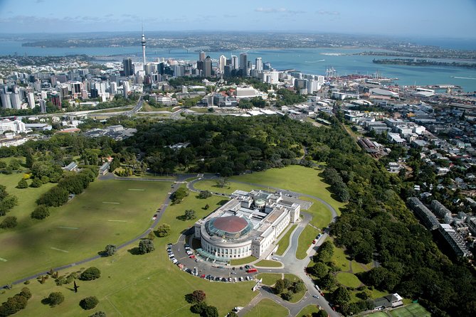 Auckland Shore Excursion: Half-Day Guided City Tour - Queen Street and Auckland’s central core
