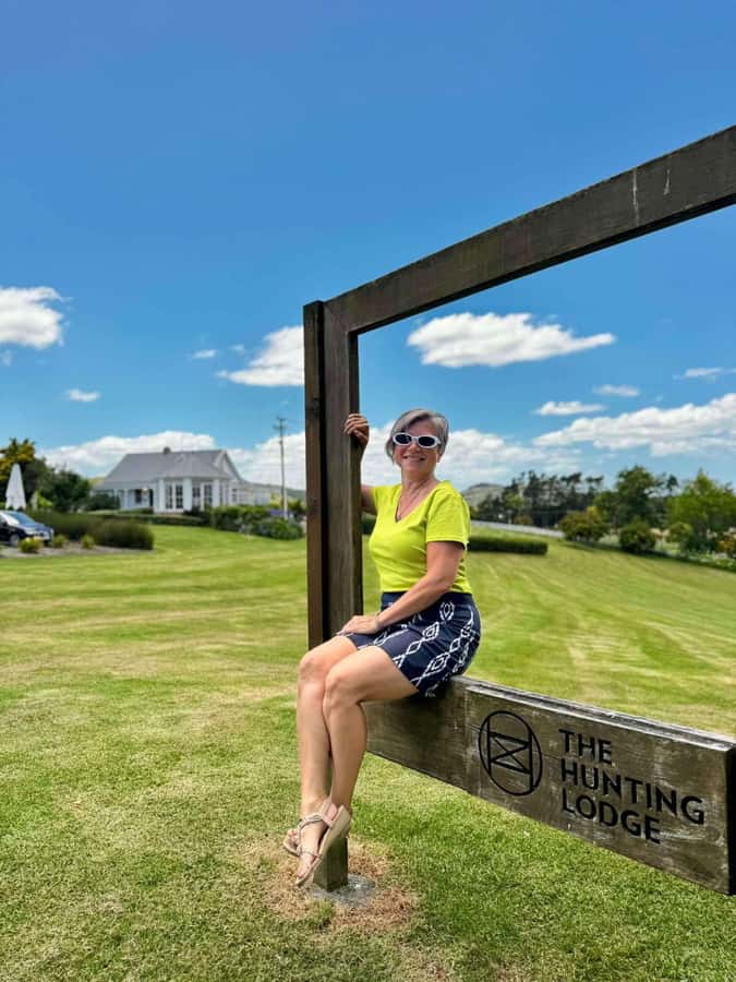 Auckland: Wine region tour with tastings and gourmet lunch - Who will enjoy this wine day most?