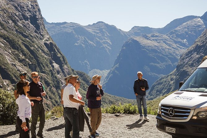 Award Winning Milford Sound Full Day Tour & Cruise from Te Anau - What the guide adds to the day