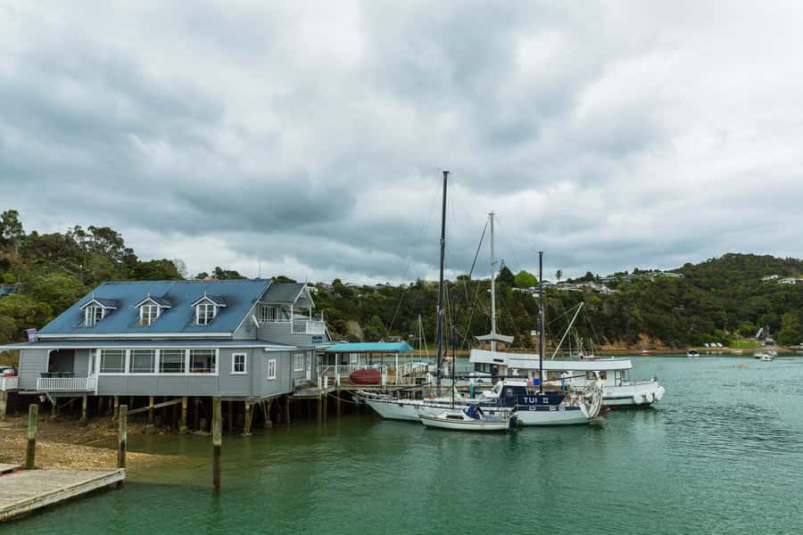 Bay of Islands: 1 Hour Scenic Bay of Islands Tour - Paihia, the bay’s main starting point