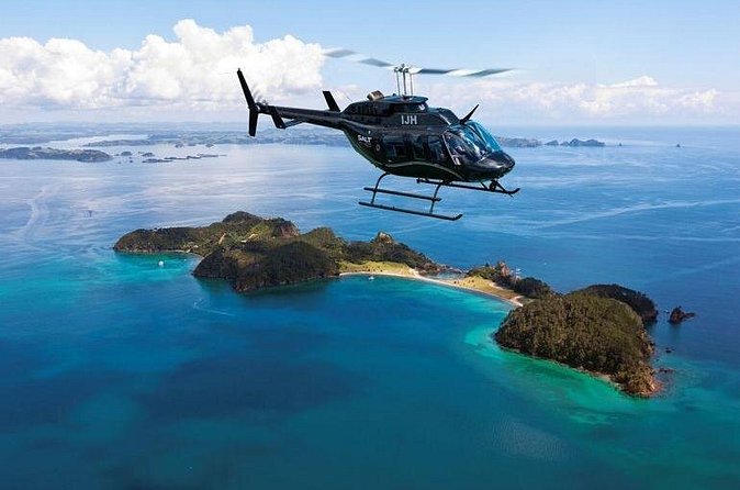 Bay of Islands and Hole in the Rock Scenic Helicopter Tour - What the pilot commentary adds