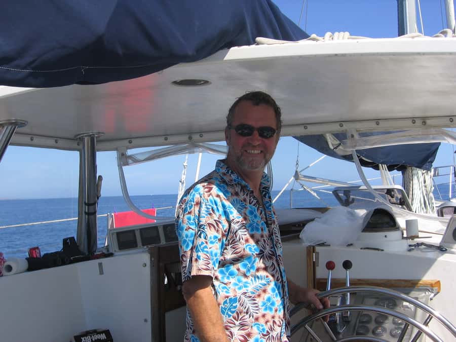 Bay of Islands: Awesome Day Sailing Tour with Island Stop - Watching for dolphins, penguins, and seabirds