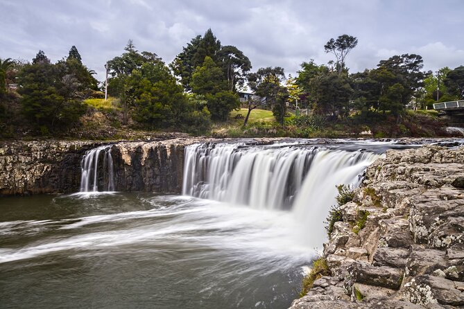 Bay of Islands Scenic Tour - Long Beach and the Russell village loop