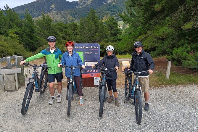 Bike the Wanaka and Hawea Trails - Key details at a glance