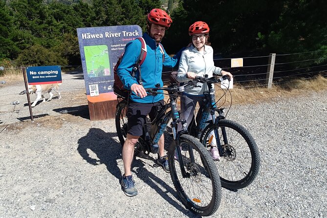 Bike the Wanaka and Hawea Trails - Albert Town, pies, and a sensible mid-ride break