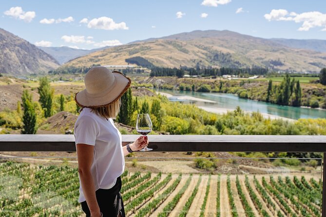 Boutique Wine Tour - visit Central Otago, 4 Wineries & Lunch - Why this Central Otago outing works